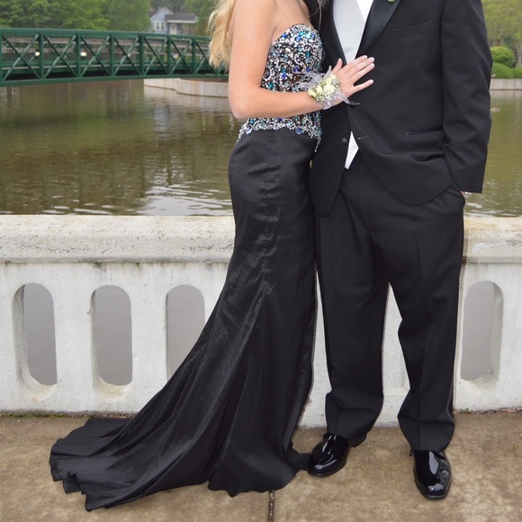 Prom Dress - Picture 5 of 6